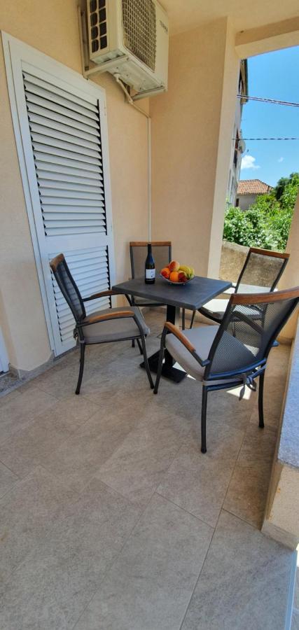 Apartments Agata Šibenik Екстериор снимка