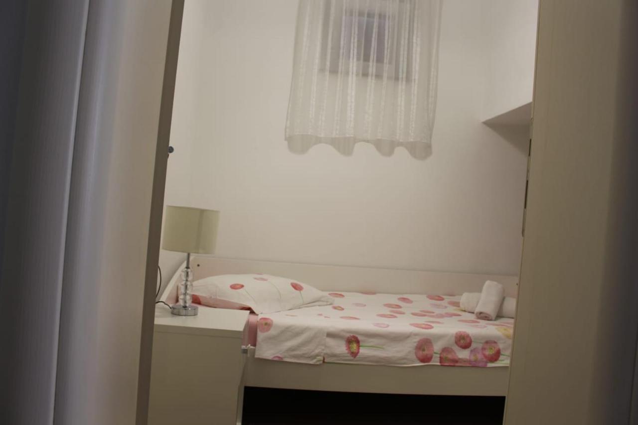 Apartments Agata Šibenik Екстериор снимка