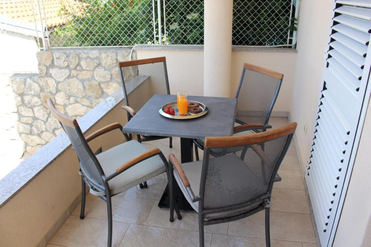 Apartments Agata Šibenik Екстериор снимка