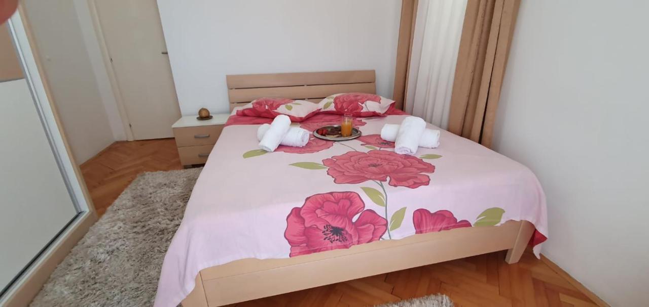 Apartments Agata Šibenik Екстериор снимка