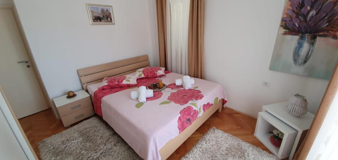Apartments Agata Šibenik Екстериор снимка